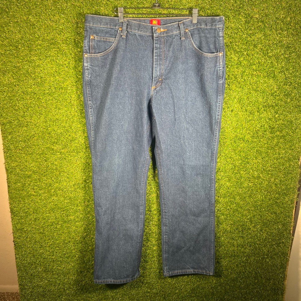 Wrangler Cowboy Cut Relaxed Fit Jeans Blue Denim 1036MWZPU 40x30 Mens